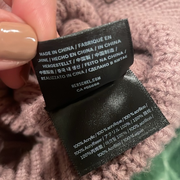 Herschel Supply Co. UO Urban Outfitters knit Juneau Beanie rose blush color - Picture 8 of 8